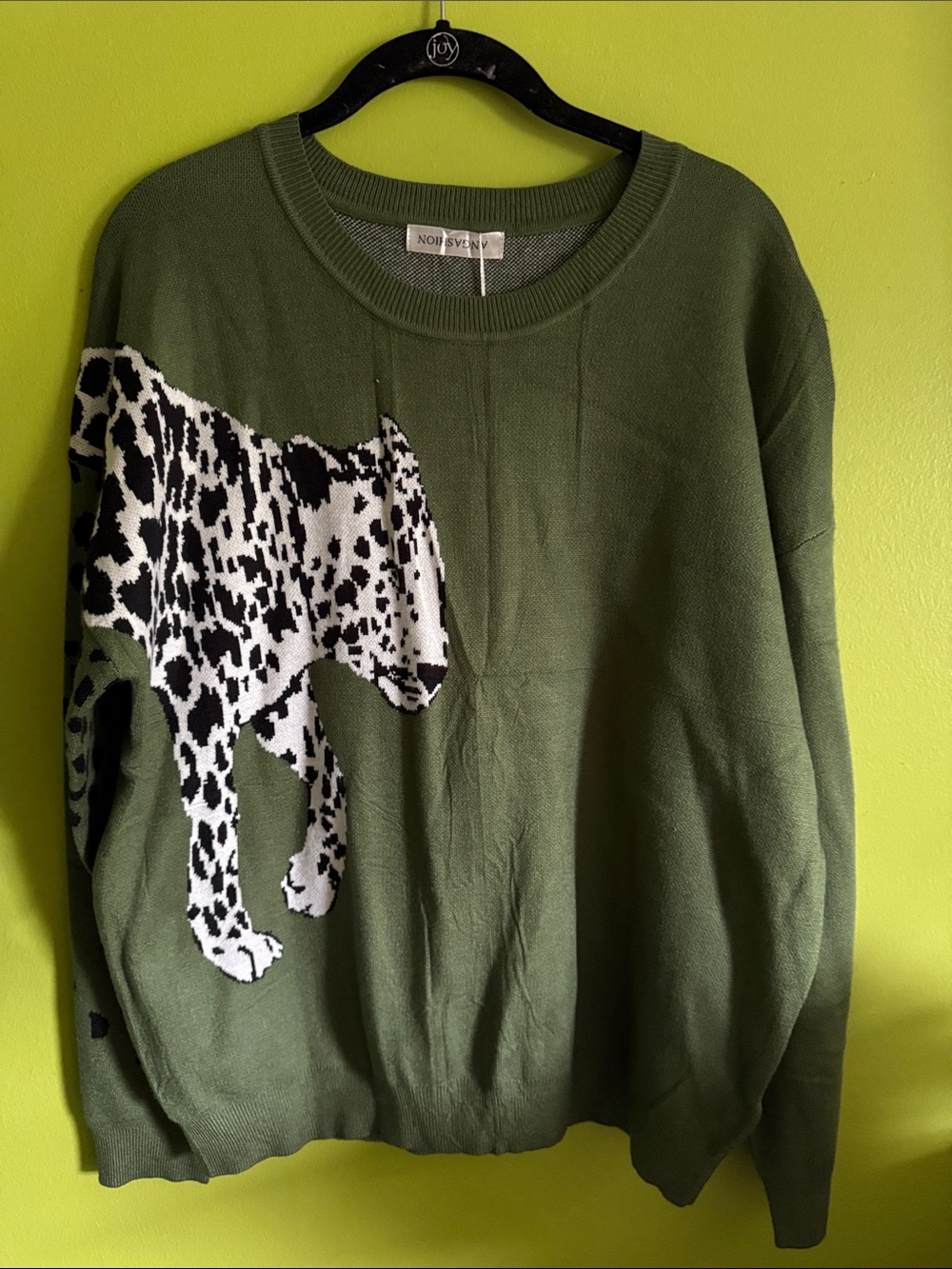 NWT Angashion Green Sweater With Leopard Print Size XL